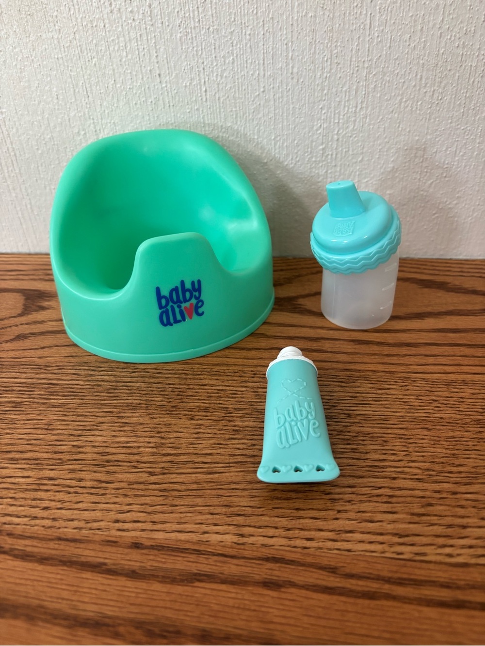 BABY ALIVE Turquoise Replacement Fillable Bottle Green Magnetic Potty Chair Seat